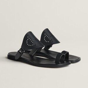 Hermès Hera sandal in balck